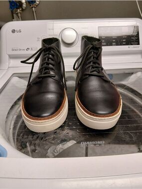 COS  Black Leather Lace-Up Chukka Boots with White Sole